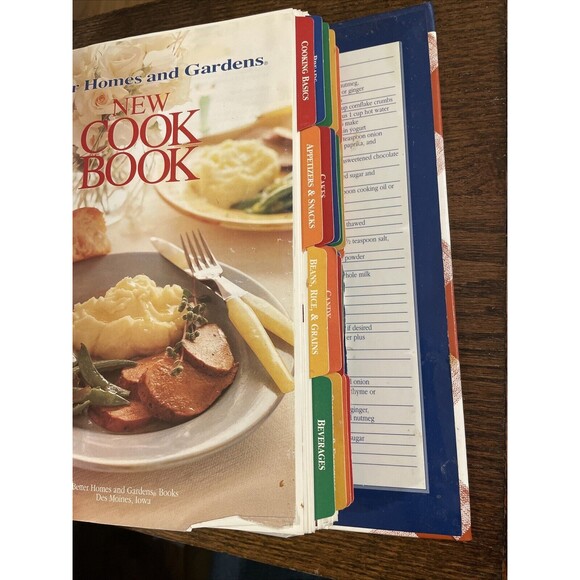Better Homes and Gardens New Cook Book (1930-2000 Limited Edition) - Picture 6 of 9